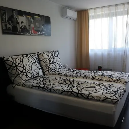 Jelka * Siófok